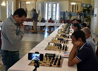 Leinier Domínguez queda corto a la imagen de Capablanca en el ajedrez
